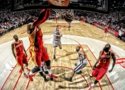 开云足球直播-赛道与球场，当F1引擎轰鸣遇见约基奇梦幻舞步