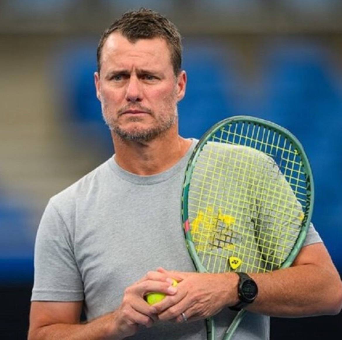 英国网球队绝杀德国网球队，瓦林卡三分雨点燃全场的简单介绍