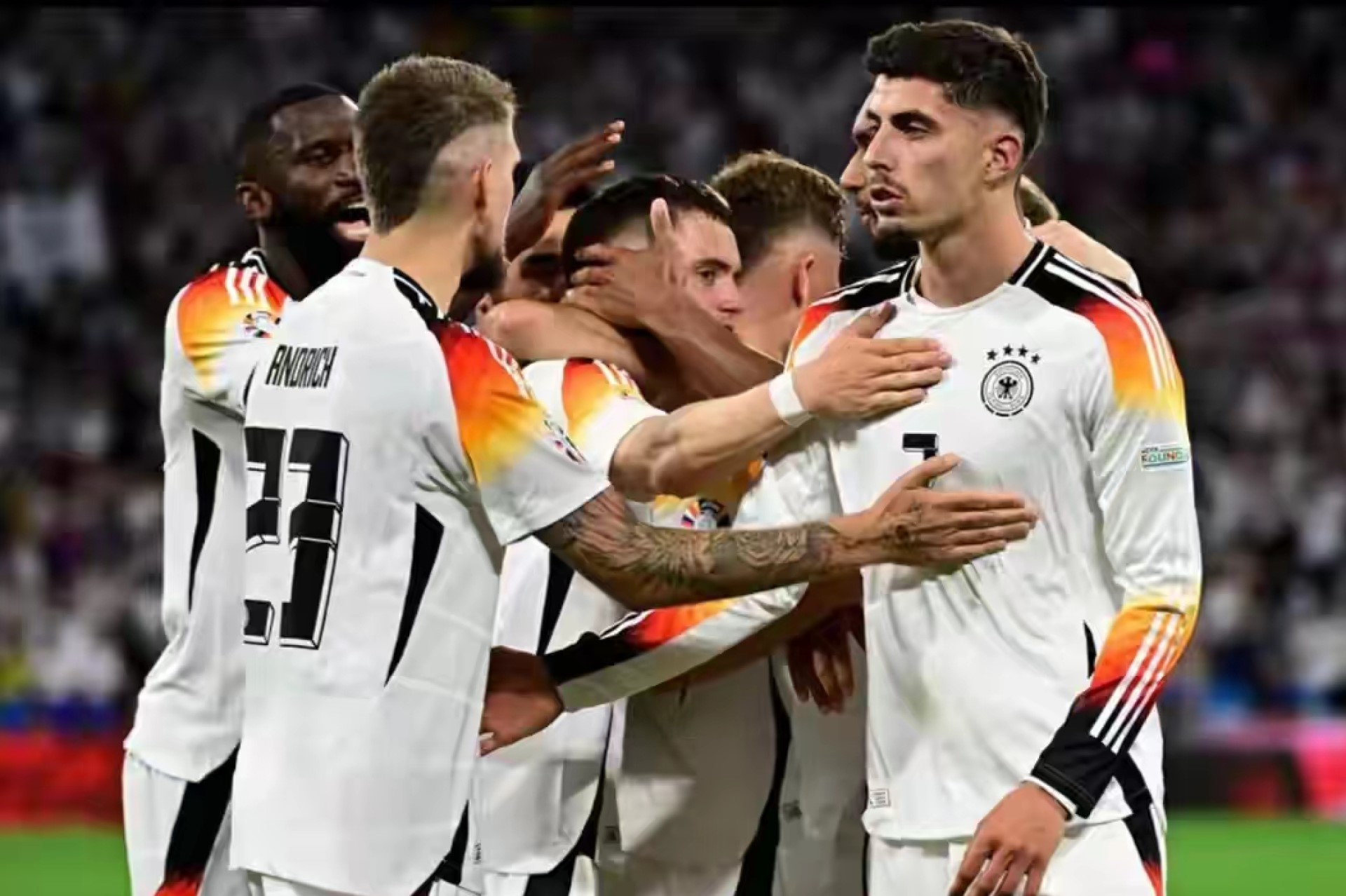 德国国家队在与荷兰队的比赛中获得胜利