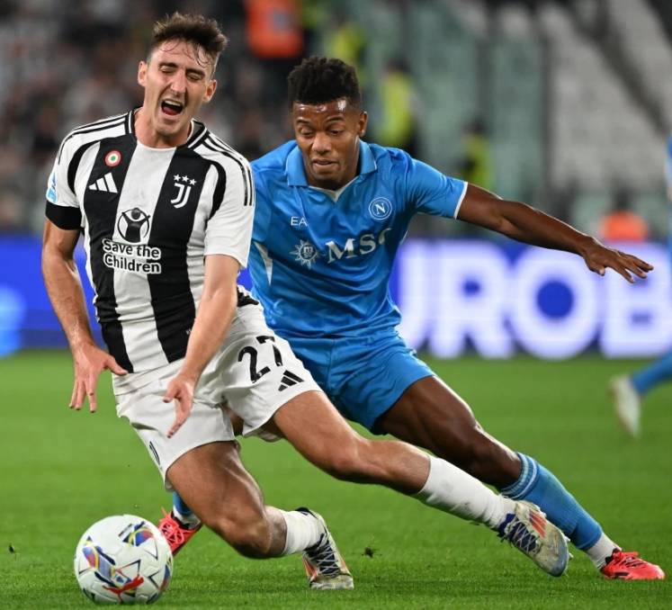 包含尤文图斯中场发挥关键作用，球队整体实力不容小觑的词条