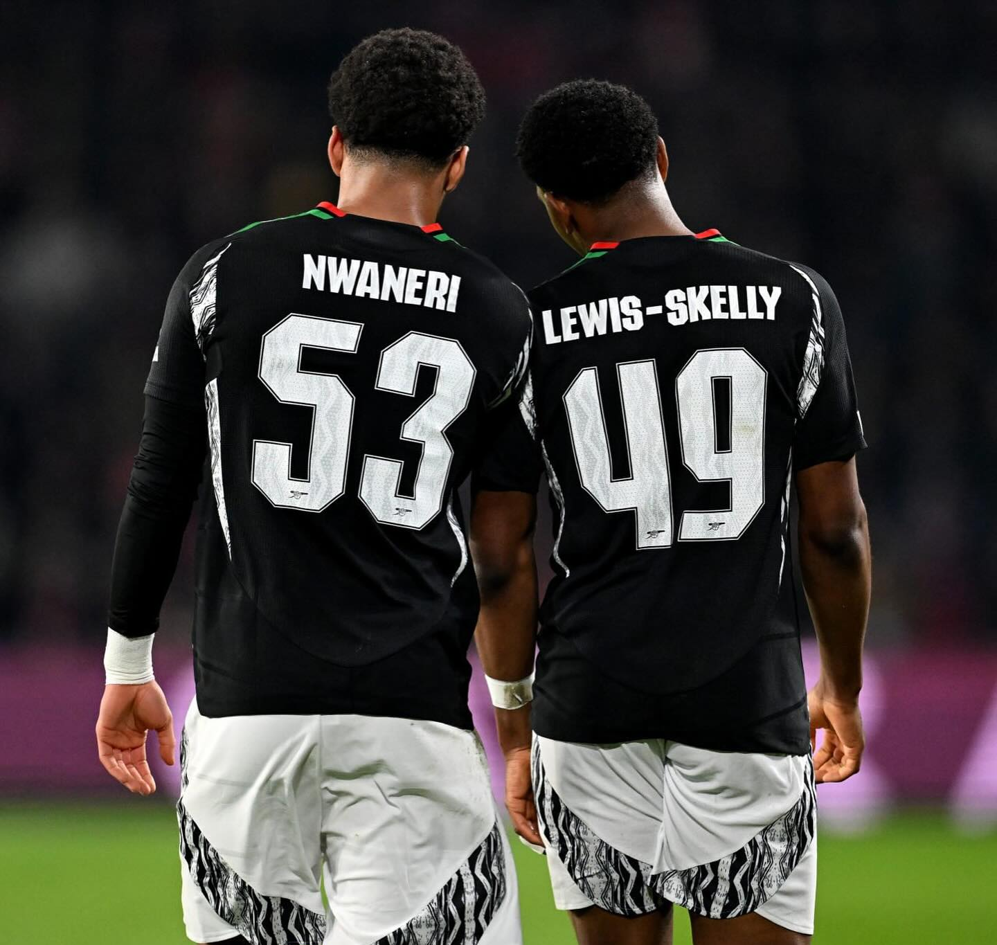 阿森纳客场告捷，挽回连败颓势