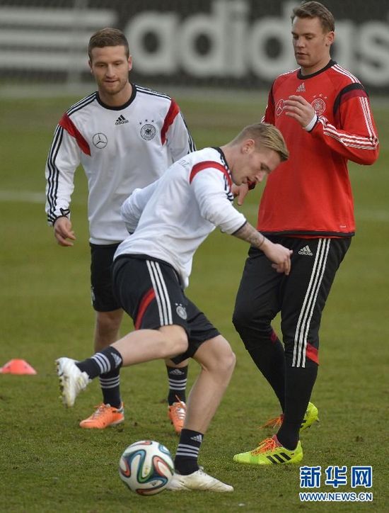 德国国家队轻松过关，备战下一轮