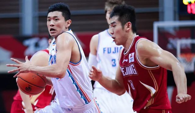 福建外援奉献感人表现，帮助球队赢得宝贵三分的简单介绍