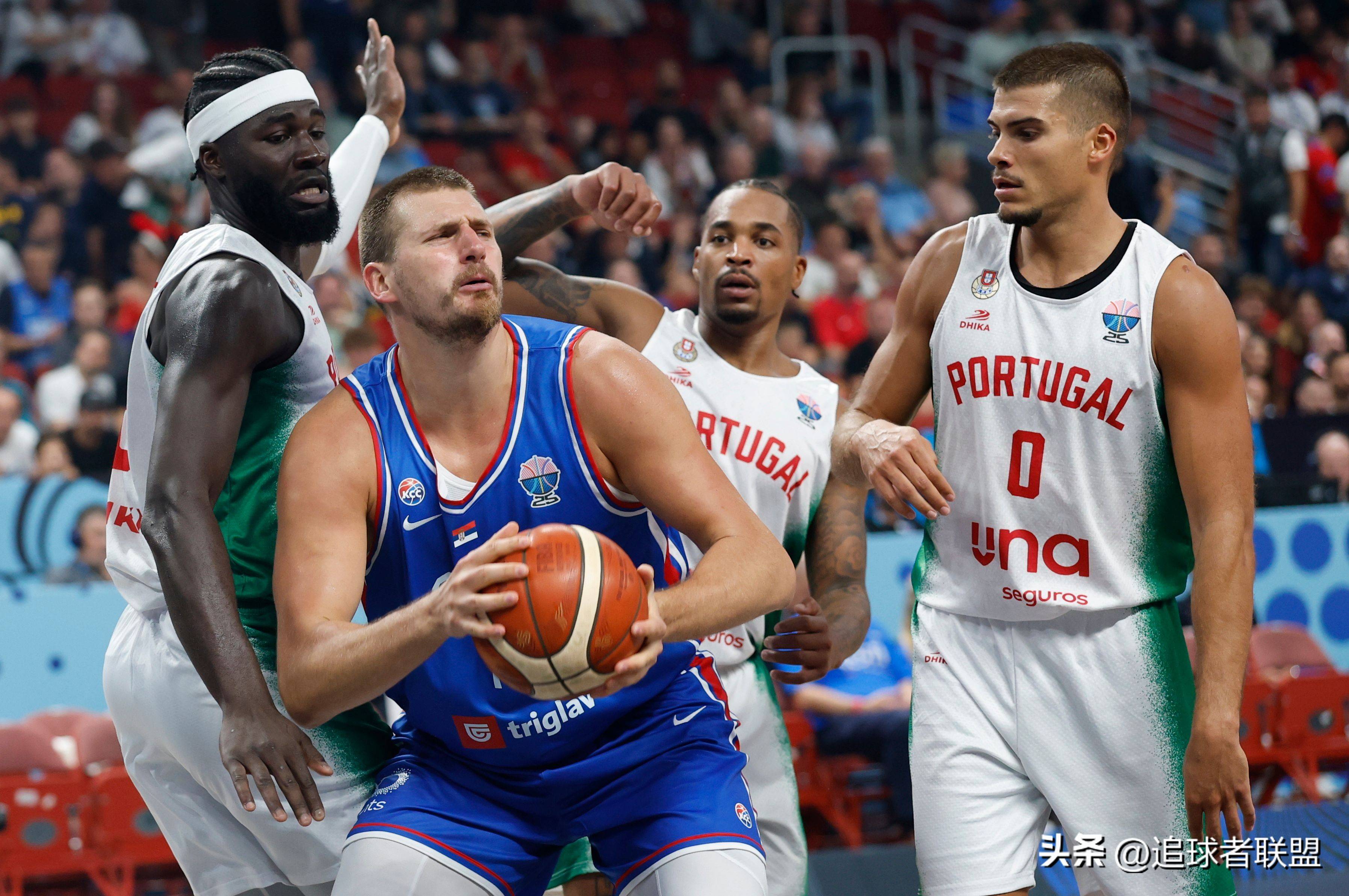 雄鹿轻取尼克斯，约基奇状态火热的简单介绍