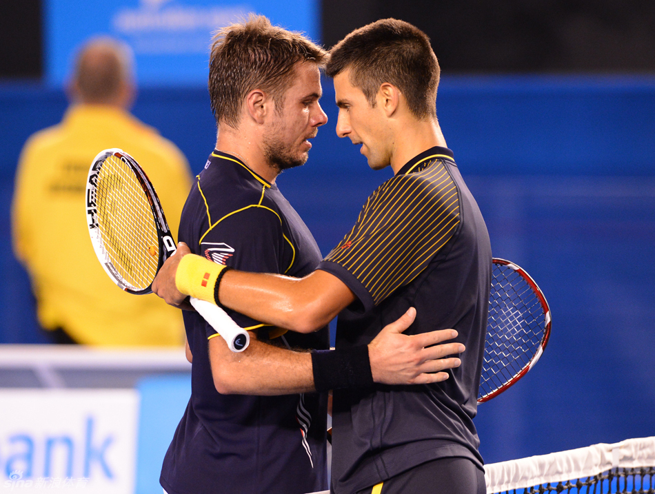 包含日本网球队鏖战西班牙网球队，瓦林卡三分雨点燃全场的词条