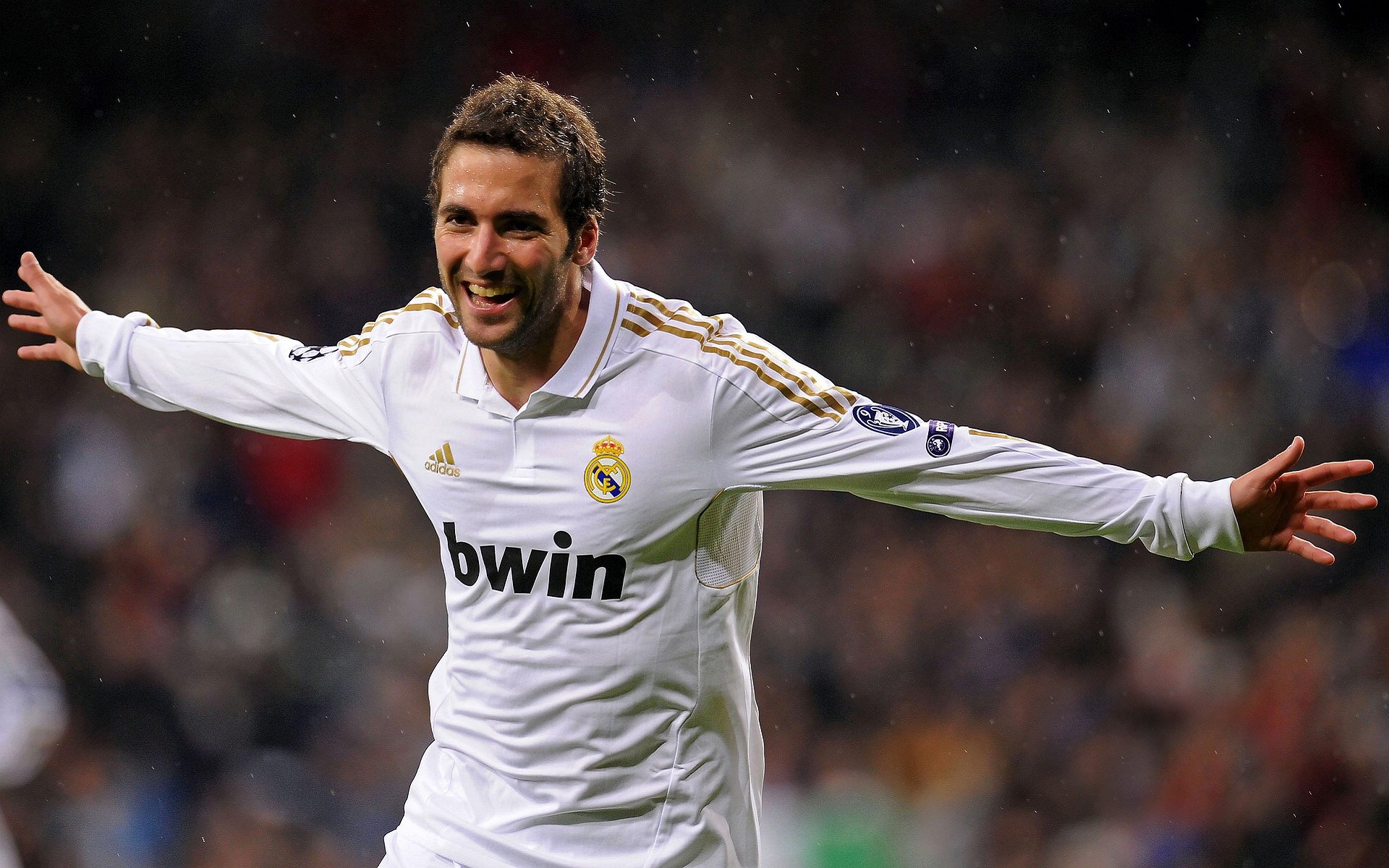 东决关键战焦点战，塞维利亚击败墨西哥的战术启示