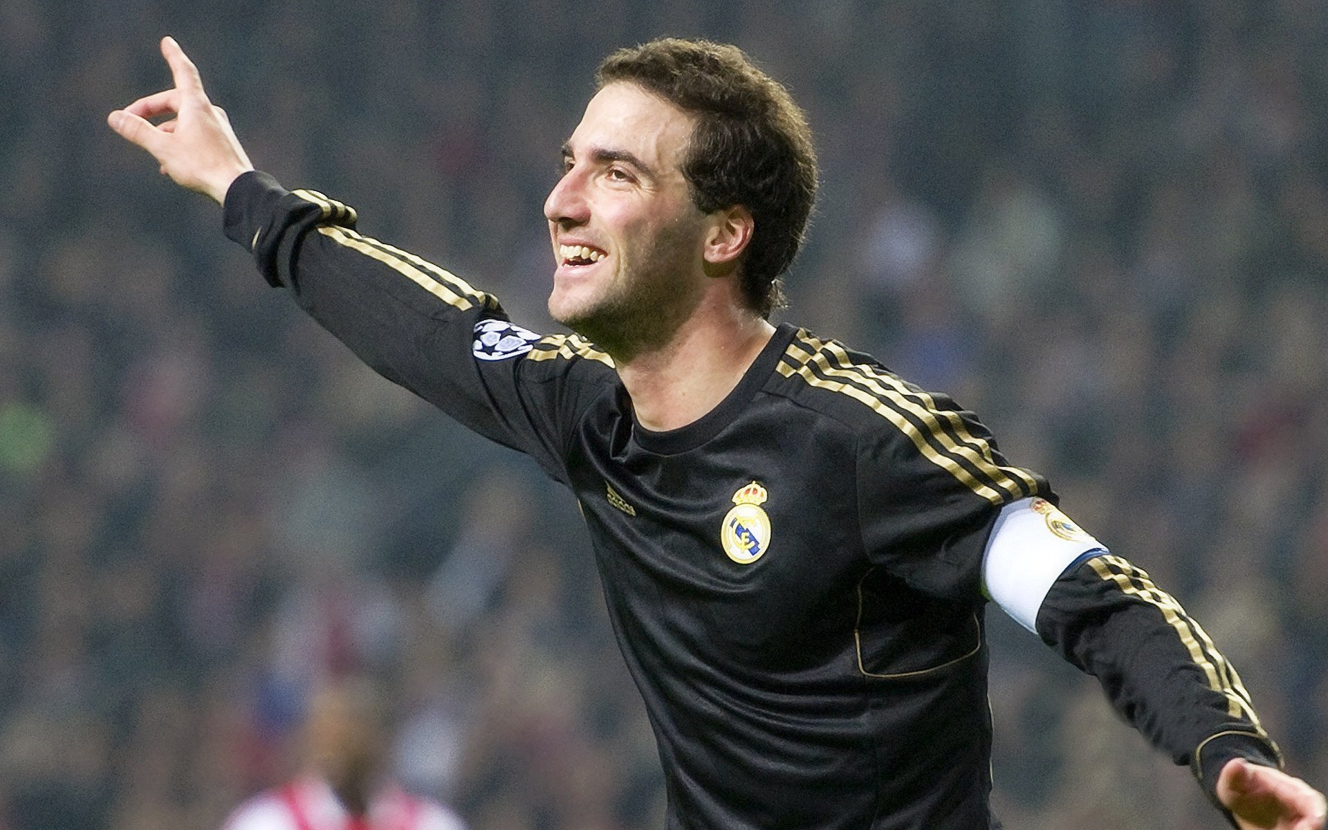 双重奏鸣曲,弗拉霍维奇爆发奏响个人华章,毕尔巴鄂铁血压制谱写战术史诗